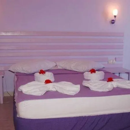 Canseven Hotel